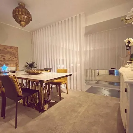Apartment Luxury In Front The Sea