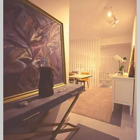 Luxury In Front The Sea Apartment